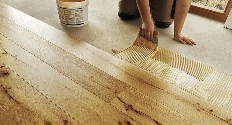 Comment enlever la colle des meubles en bois ?