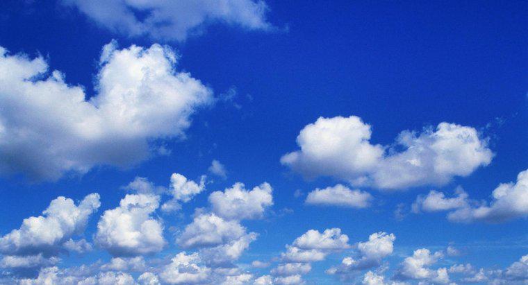 Quel est le nom des nuages ​​qui ressemblent à des boules de coton ?