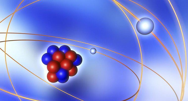 Comment s'appelle le noyau d'un atome ?