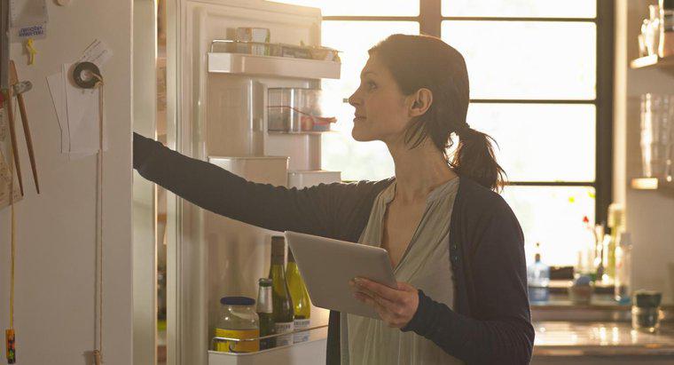 Combien de temps faut-il pour dégivrer un réfrigérateur ?