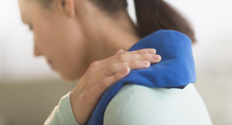 Quelles sont les causes de la douleur sur le côté supérieur gauche de votre dos ?