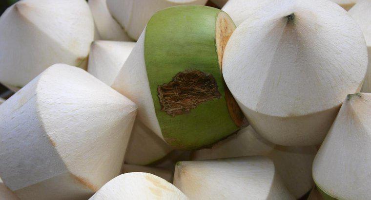 Comment éplucher une noix de coco ?
