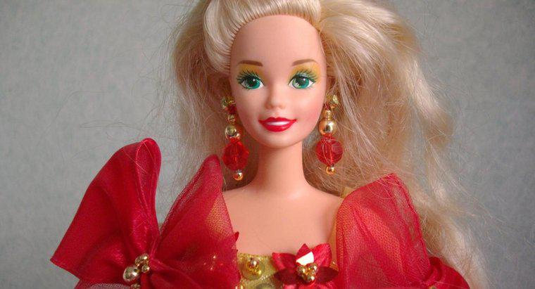 Quelles sont les valeurs des poupées Barbie des Fêtes ?