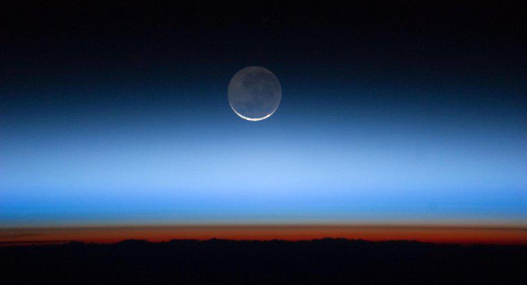 Quelle couche atmosphérique contient le plus d'ozone ?