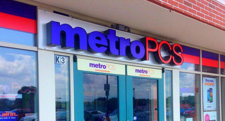Puis-je payer une facture Metro PCS un an à la fois ?