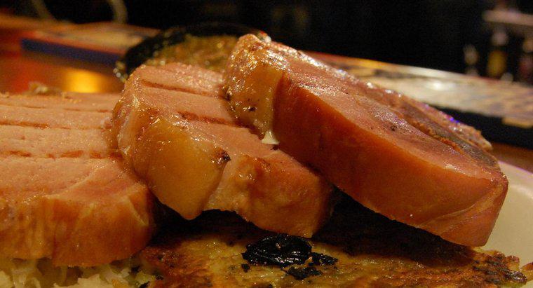 Comment cuisiner des côtelettes de porc fumées ?